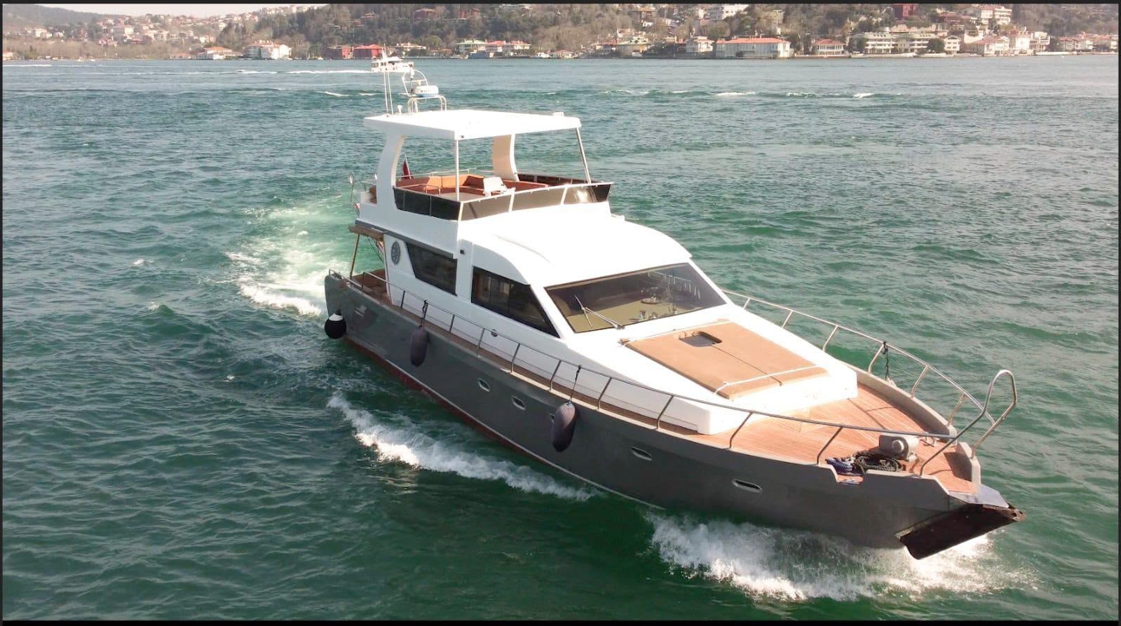 Kiralık 17 Metre Özel Yapım Motoryat 1