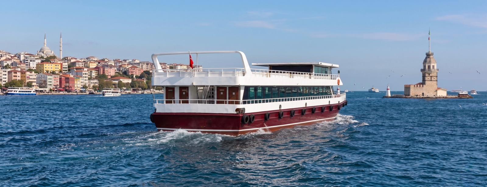 Luxury Rental Party Boat & Event Vessel in Istanbul Bosphorus 4