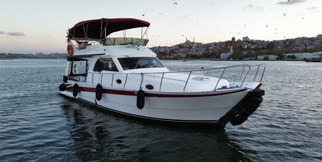Kiralık 14M Özel Yapım Lüks Motoryat 1