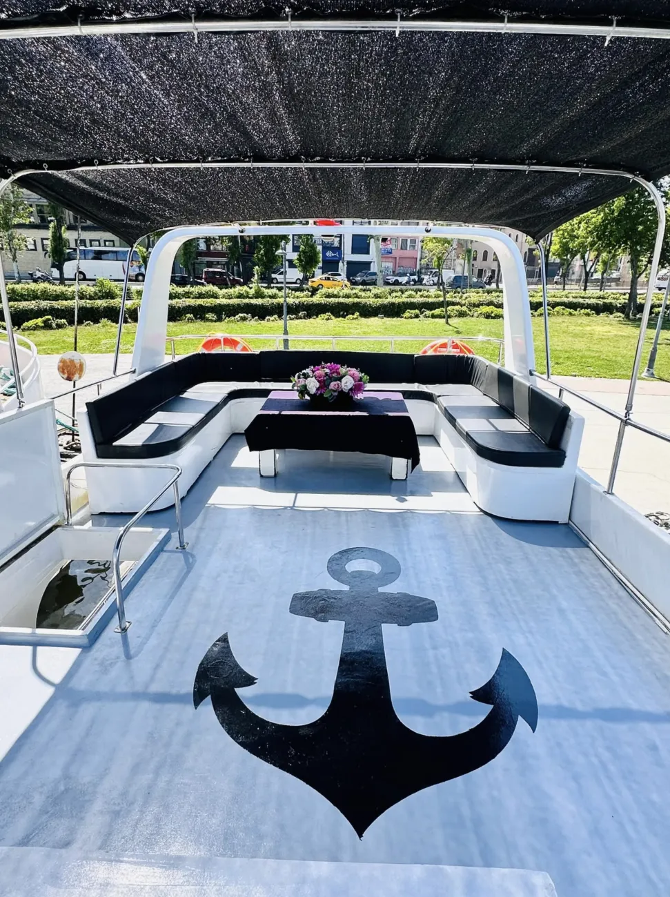 Luxury Custom 16m Motor Yacht for Rent on the Bosphorus 6