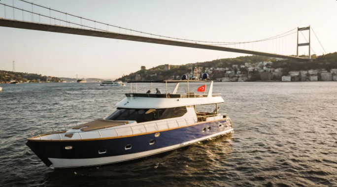 Exclusive Private Luxury Motor Yacht Charter on the Bosphorus 1
