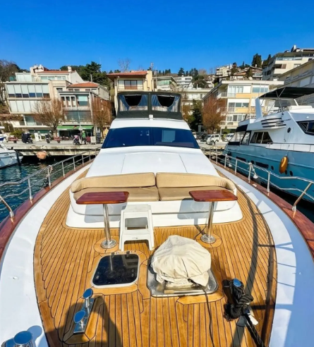 İstanbul Bebek Tekne Kiralama - Lüks 24M Motoryat 25 Kişilik 6