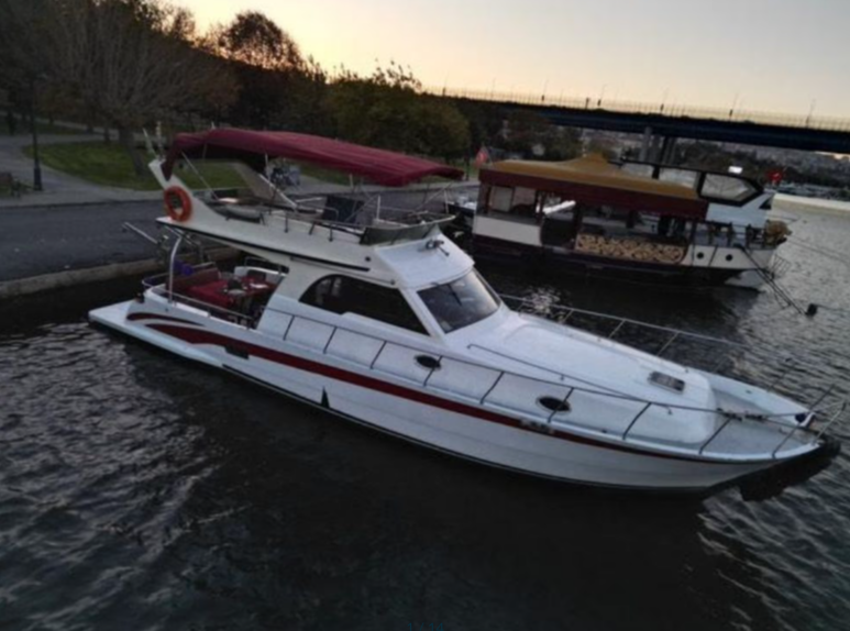 Kiralık 14M Özel Yapım Lüks Motoryat 2