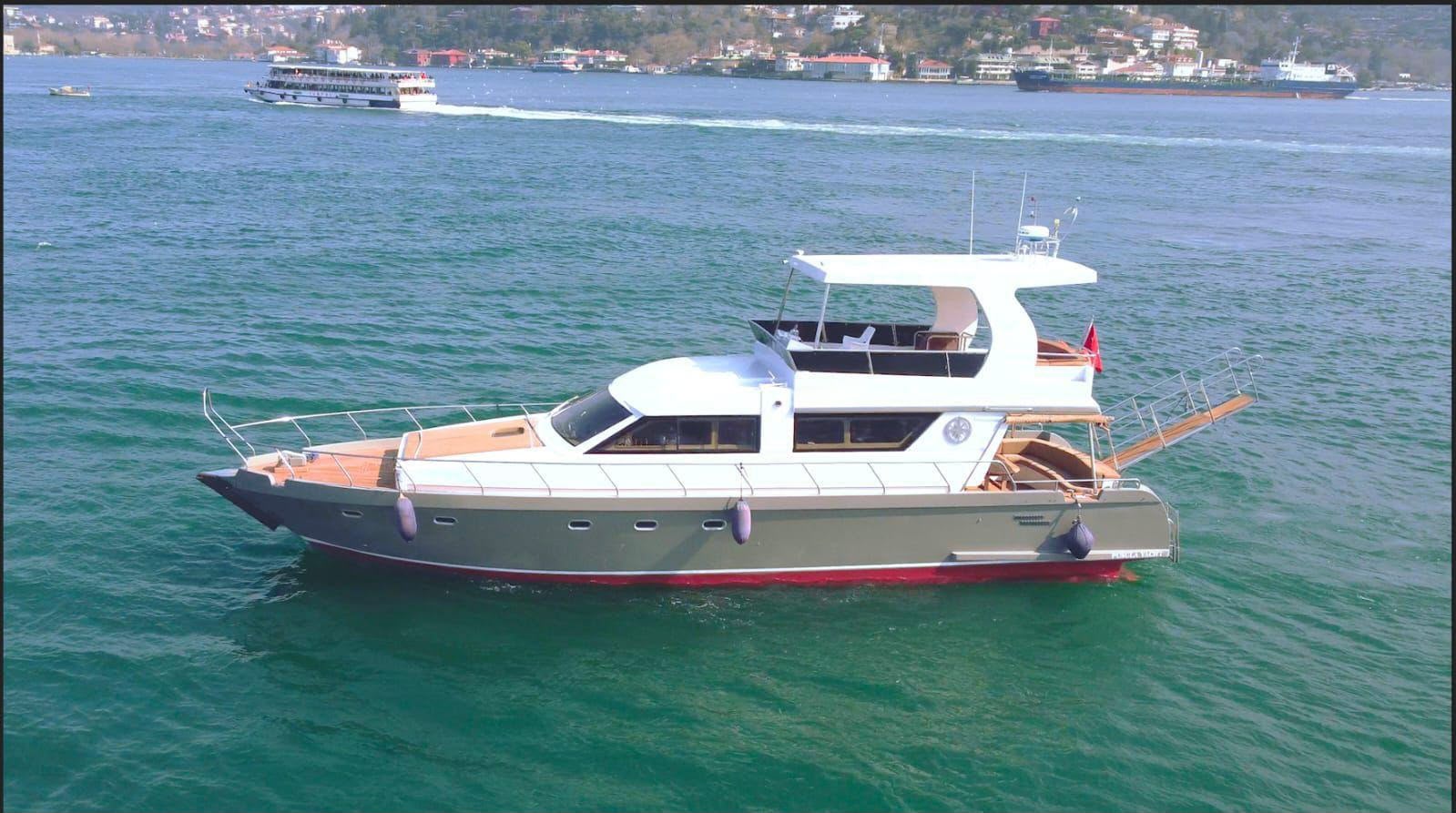Kiralık 17 Metre Özel Yapım Motoryat 2