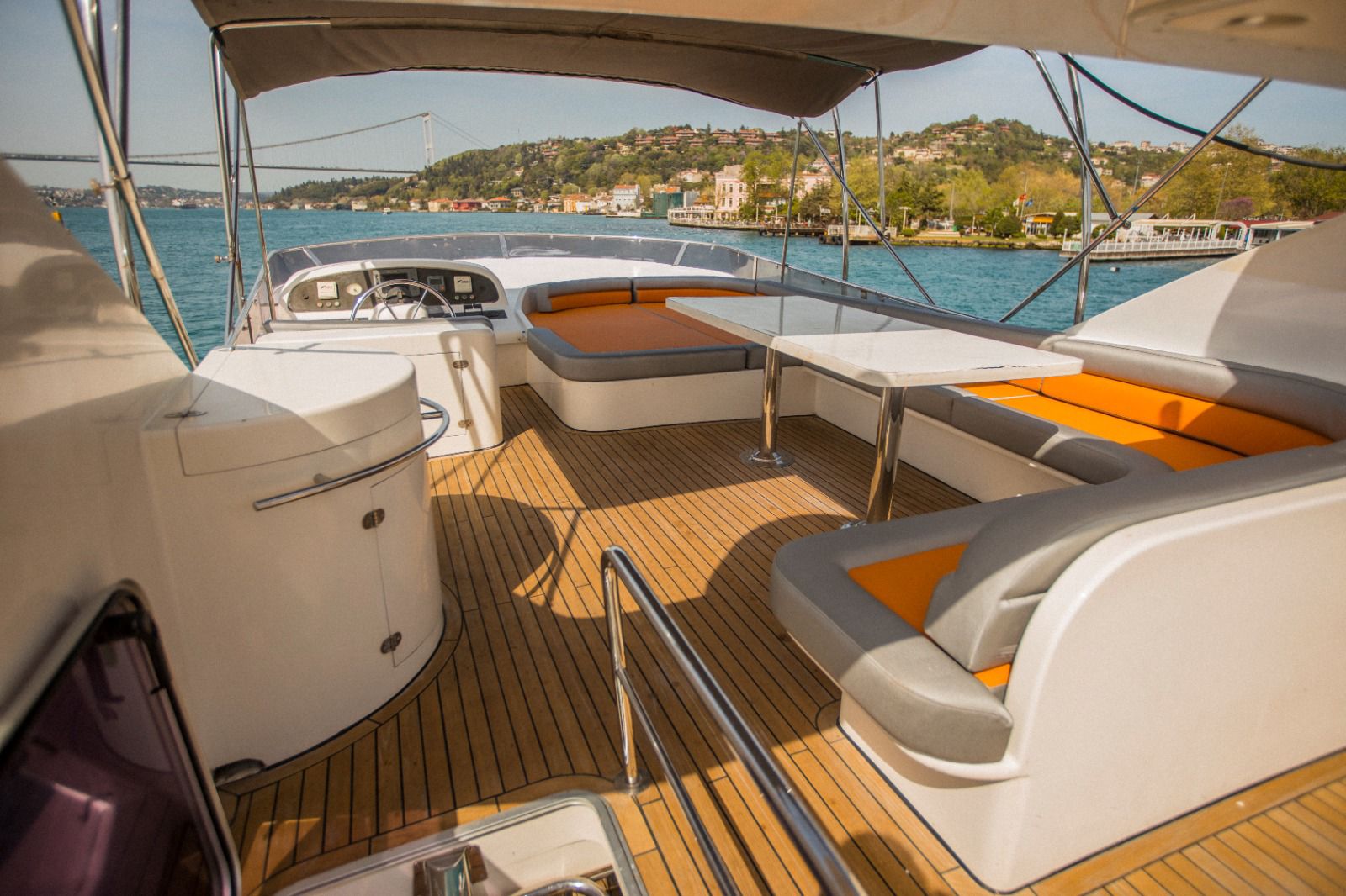 Azimut Motoryat - 15 Kişilik İstanbul Yat Kiralama 5