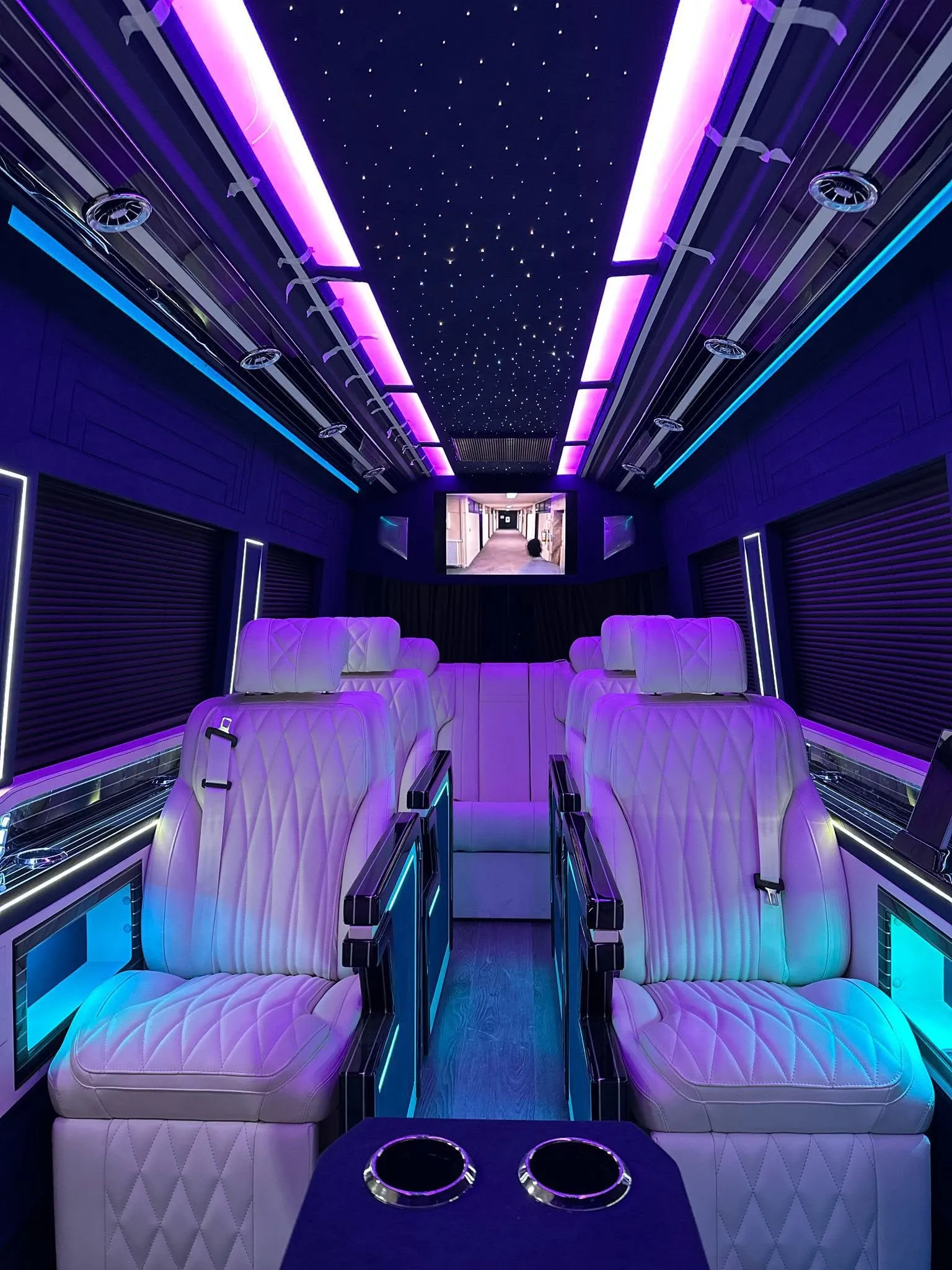 Mercedes Sprinter VIP Limousine 8+1 2
