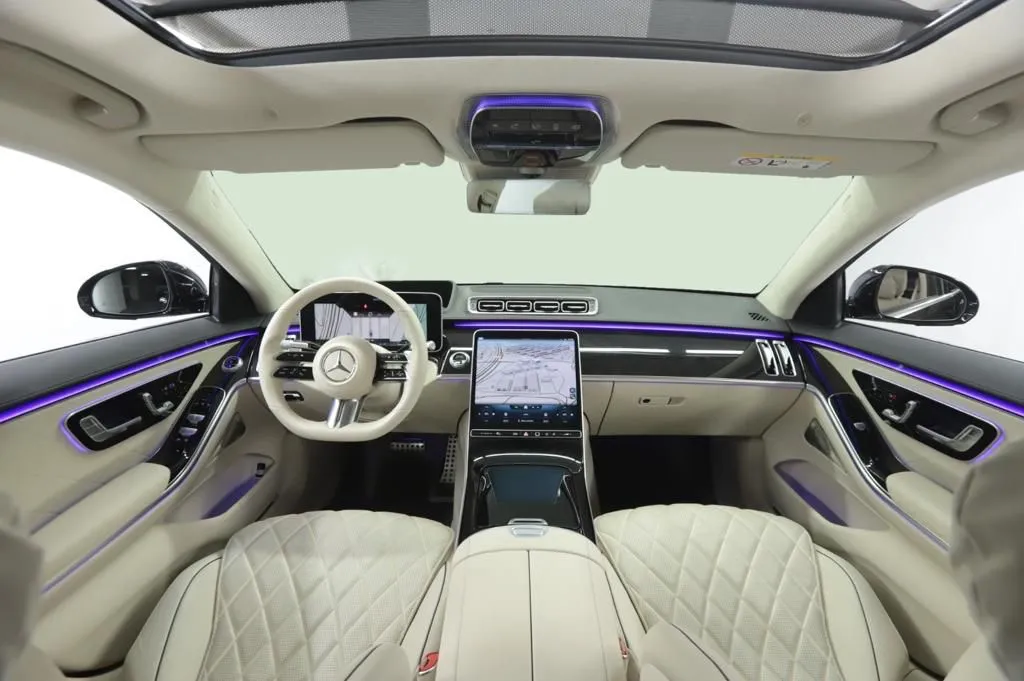Chauffeur-Driven VIP Executive Car Rental Istanbul | S400 4MATIC 4