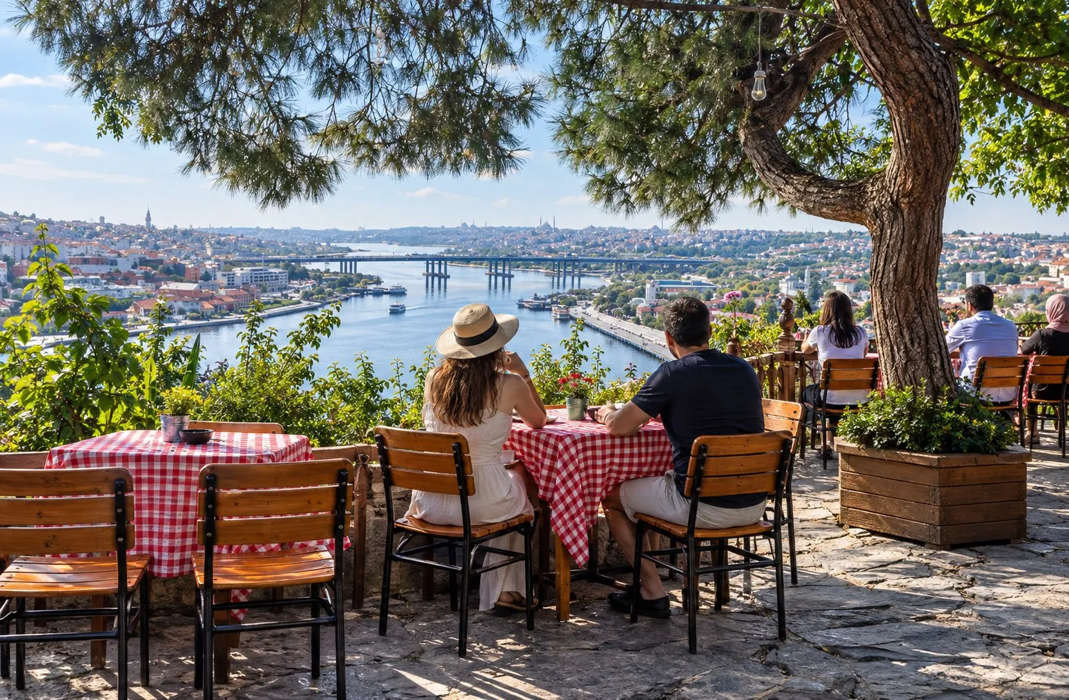 Bosphorus Cruise, Pierre Loti, Eyüp Sultan and Balat – Half-Day Boat and Bus Tour – İstanbul 3