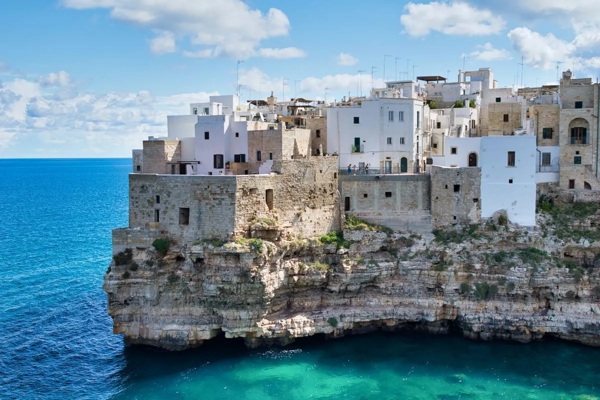 Puglia Turu, Türk Hava Yolları ile 5 Gün – İstanbul 1