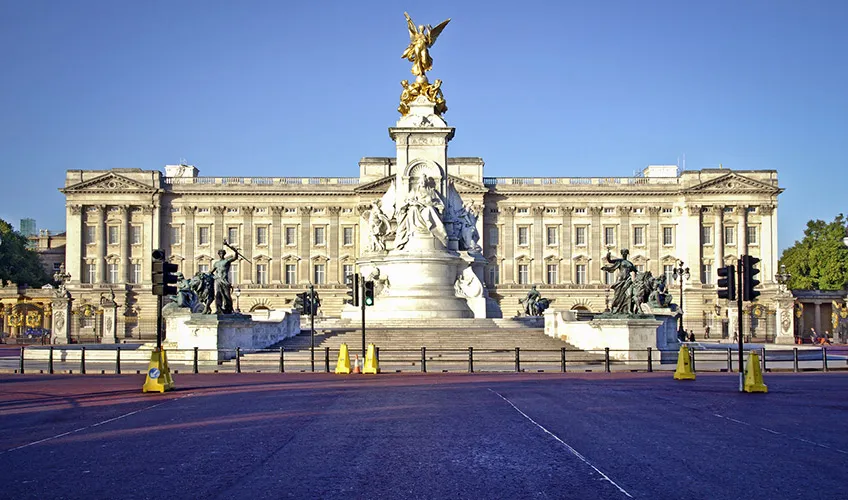 Baştan Başa Büyük Britanya Turu THY ile / 7 Gece Otel Konaklamalı / İstanbul Çıkışlı / Londra Gidiş 3