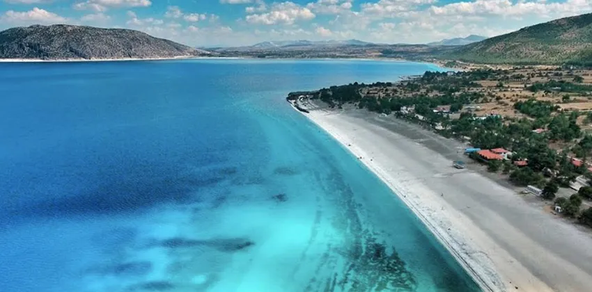 Salda Gölü Pamukkale Çeşme Alaçatı Turu, 3 Gün – İstanbul 1