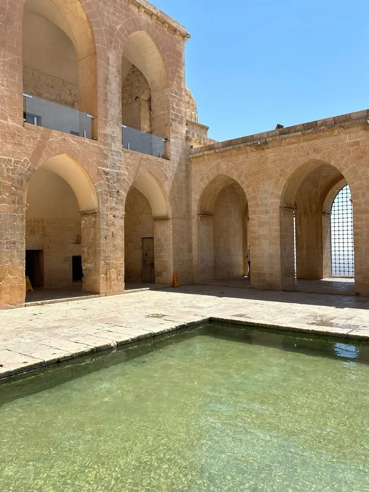 Uçaklı Tarihi Şehir Mardin Midyat Turu 5