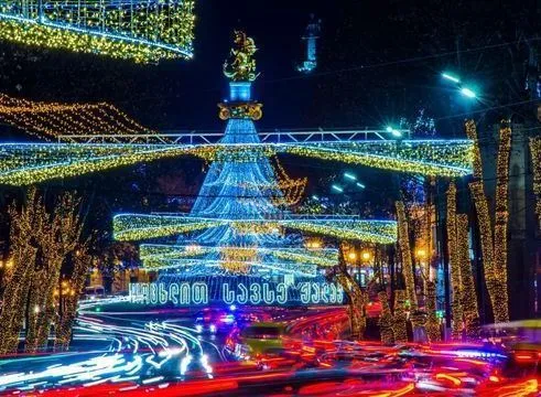 4 Günlük Batum Tiflis Noel Pazarları Turu, Uçaklı – Ankara 1