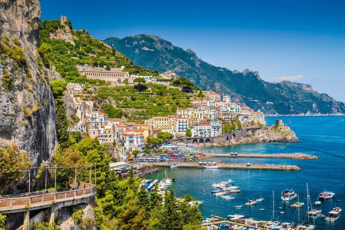 Amalfi Kıyıları Turu, 4 Gün THY ile – İstanbul 5