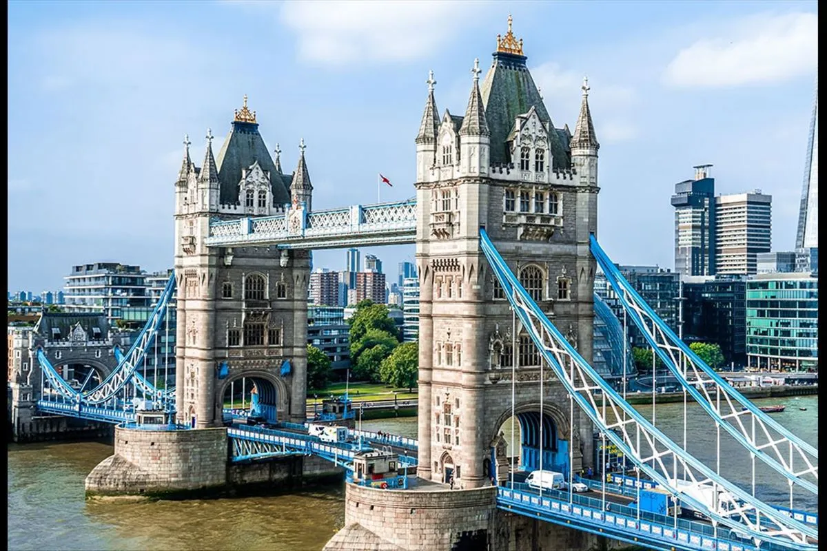 4 Günlük Londra Kraliyet Sarayları Turu, THY ile – İstanbul 1