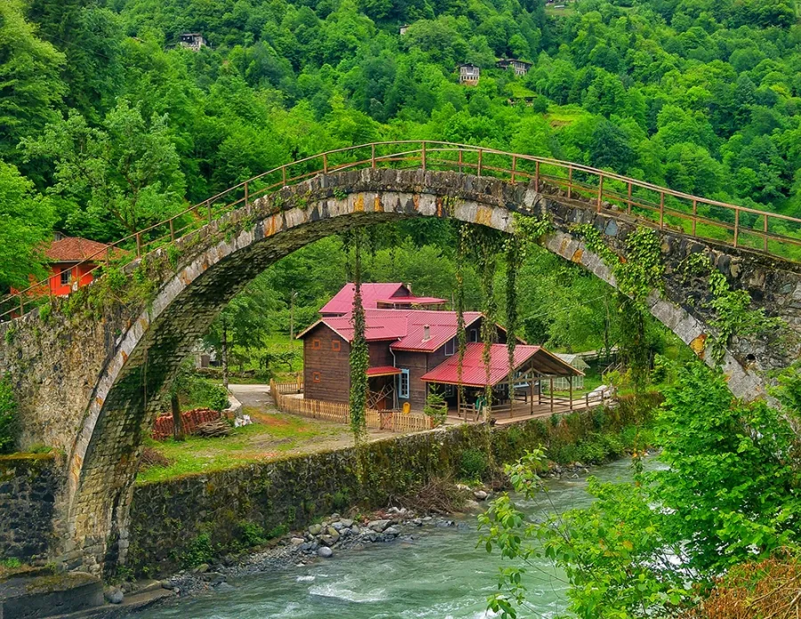 4 Günlük Karadeniz Yaylalar ve Batum Turu, Uçaklı – Ankara 4
