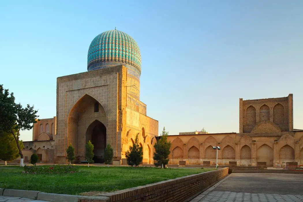 Dolu Dolu Atalarımızın izinde Özbekistan İpekyolu'nun Kalbi Rotası Turu THY ile Vizesiz Ekstra Turlar Dahil / 5 Gece Otel Konaklamalı / İstanbul Çıkışlı / 2027 – İstanbul 6