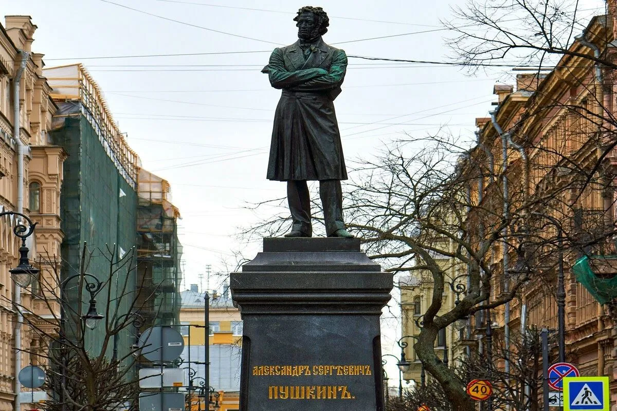 Kral ve Kraliçe St. Petersburg Moskova Turu THY ile / 5 Gece Otel Konaklamalı / İstanbul Çıkışlı / 2027 – İstanbul 4