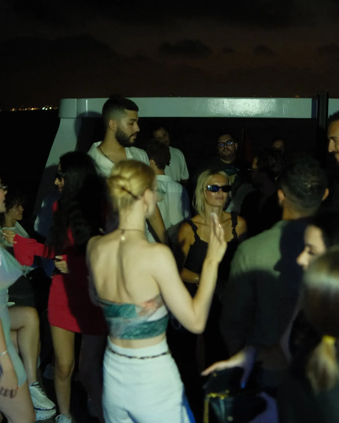 Boğaz'da DJ Boat Party — Karaköy Kalkışlı Özel Tekne Partisi 2