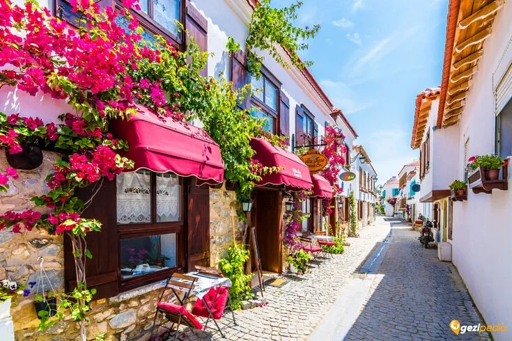 4 Günlük Alaçatı Ot Festivali Turu – İstanbul 3