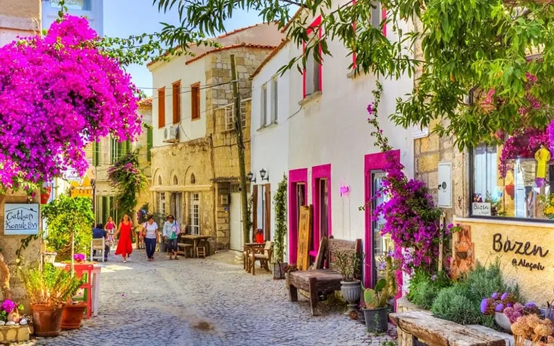 İzmir Çeşme Alaçatı Efes Şirince Turu | 3 Gün | İstanbul Çıkışlı – İstanbul 3