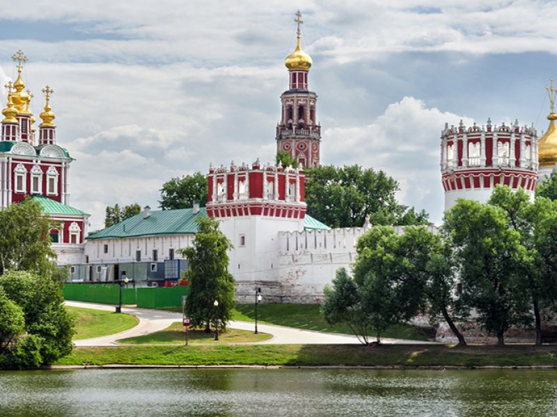 VİZE DAHİL BİR RUSYA MASALI TURU Moskova & St. Petersburg 4