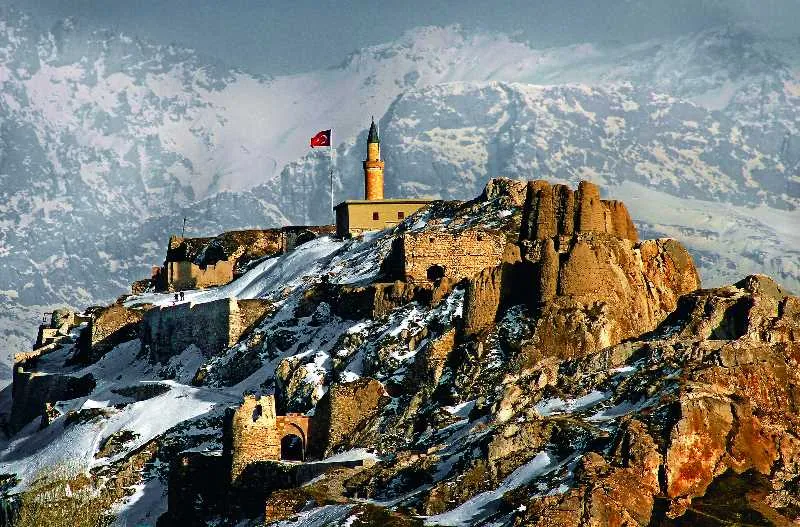 5 Günlük Diyarbakır Bitlis Van Kars Erzurum Turu, Uçaklı – Ankara 3