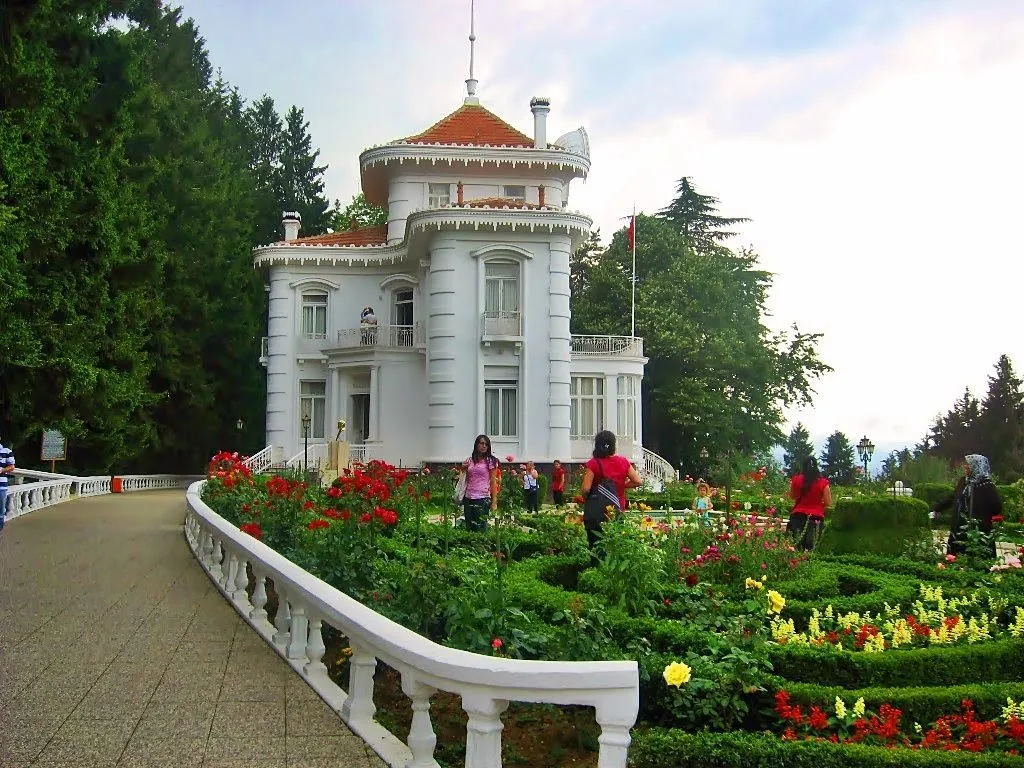 Karadeniz Yaylalar ve Batum Turu / 3 Gece Otel Konaklamalı / İstanbul Çıkışlı / Ramazan Bayramı Özel – İstanbul 3