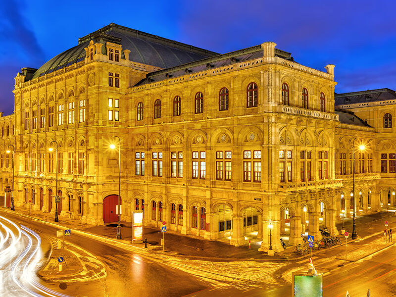 Middle Europe Fairy Tale by Bus (All Surrounding Tours and Extra Excursions Included) - 2026 Season 5