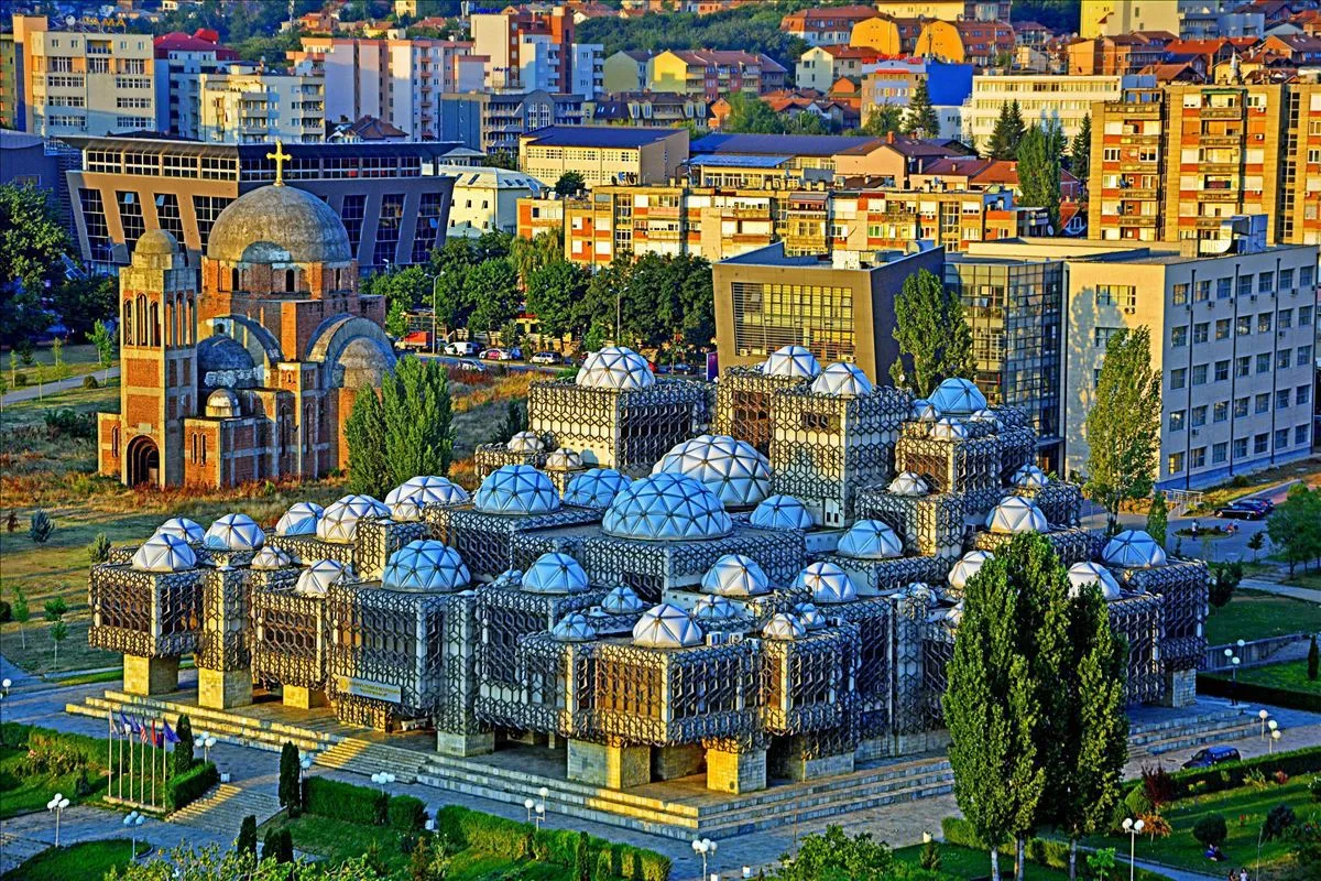 Balkan Üçlüsü Turu THY ile Vizesiz Yılbaşı Özel / 3 Gece Otel Konaklamalı / İstanbul Çıkışlı – İstanbul 3