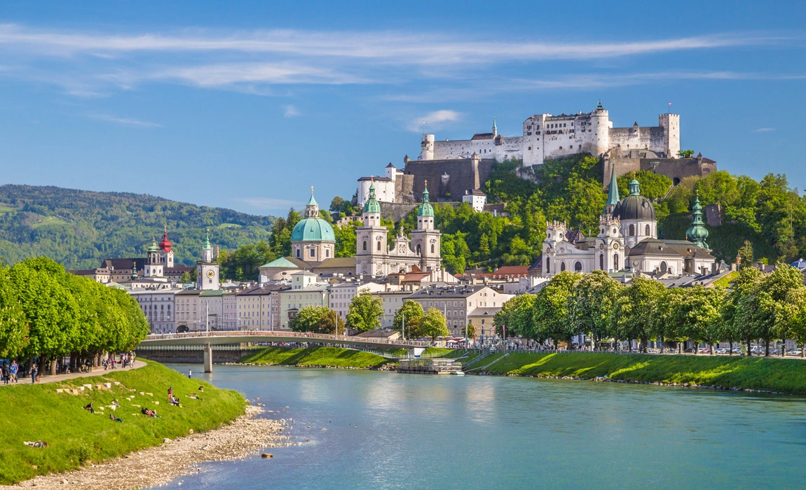 Berlin ve Alpler Trenli Hallstatt Bir Orta Avrupa Masalı Turu Wizz Air ile Kasım Ara Tatil Özel / 7 Gece Otel Konaklamalı / İstanbul Çıkışlı – İstanbul 4
