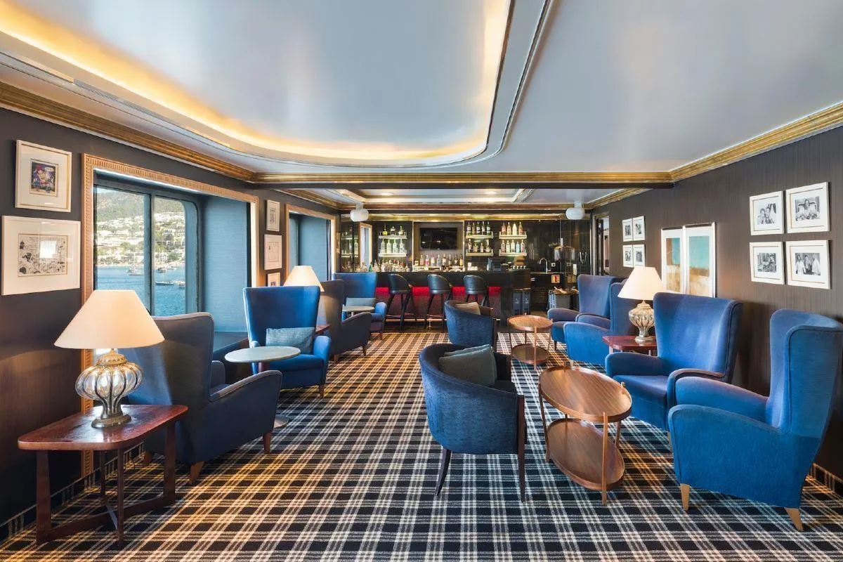 Selectum Blu ile Yunan Adaları Turu / 3 Gece Konaklamalı / Çeşme Çıkışlı – Izmir 2