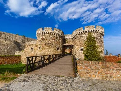 Belgrad Panorama Turu Pegasus ile Vizesiz / 3 Gece Otel Konaklamalı / İstanbul Çıkışlı – İstanbul 5