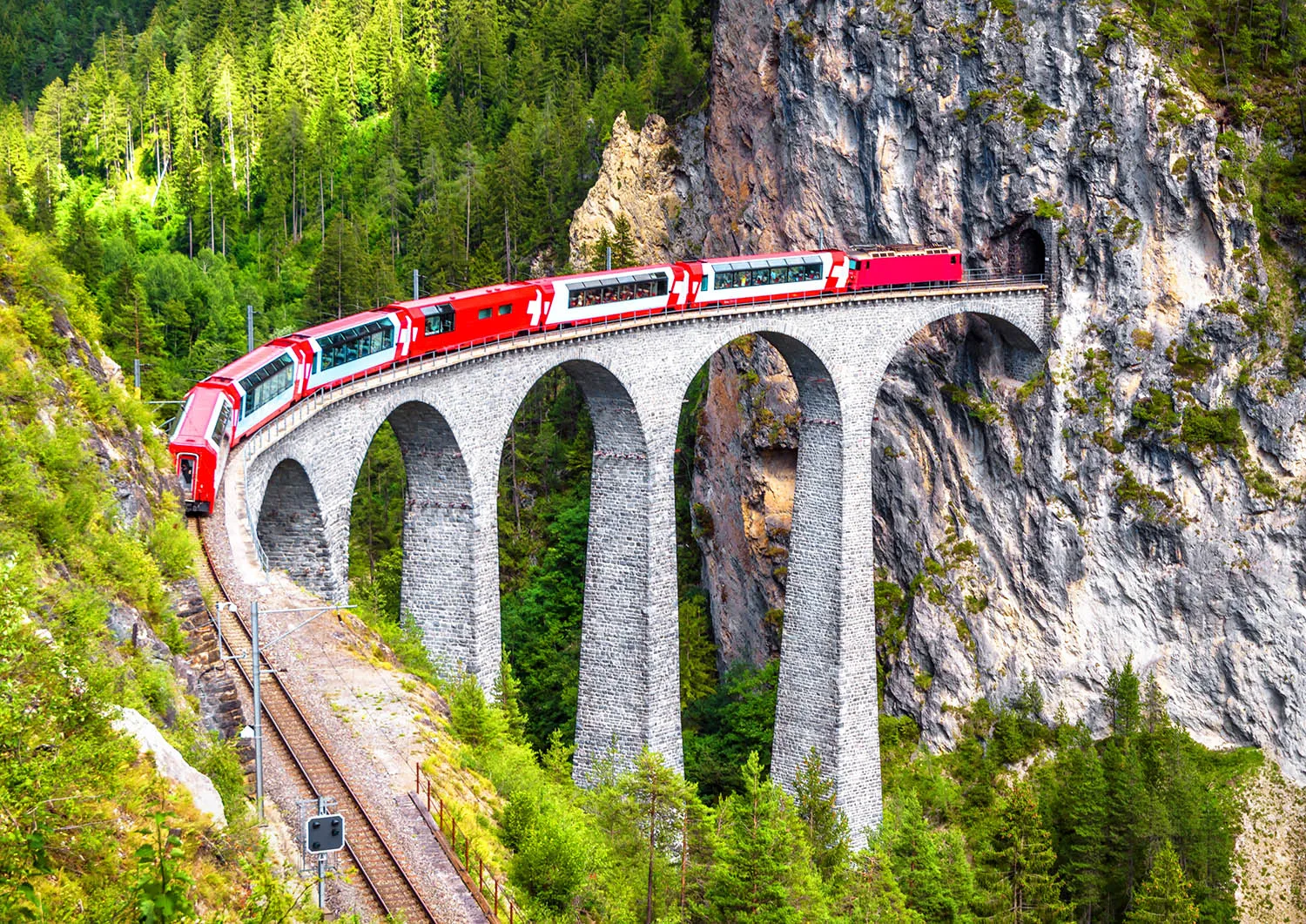 8 Günlük Bernina Express Avrupa Turu, THY ile – İstanbul 5