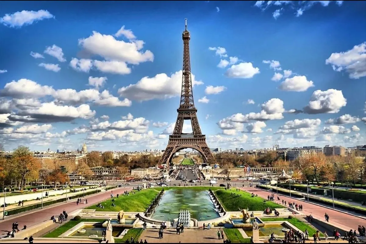 Grand Paris Brüksel Amsterdam Turu THY ile Ekstra Turlar Dahil Yılbaşı Özel / 4 Gece Otel Konaklamalı / İstanbul Çıkışlı – İstanbul 3