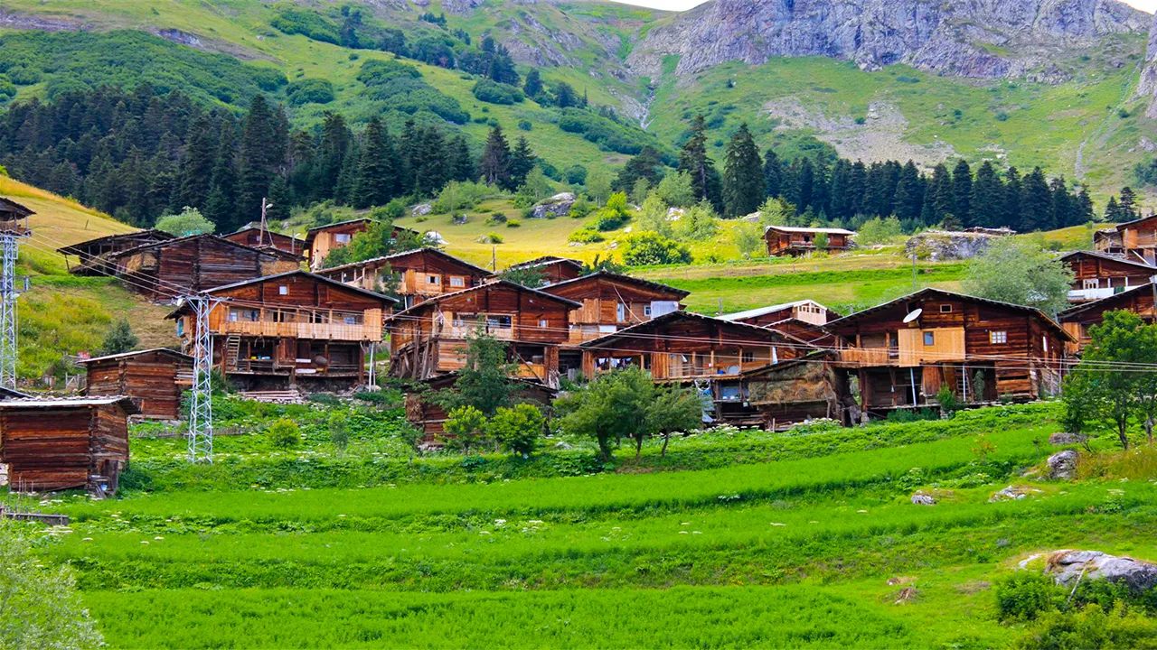 4 Günlük Karadeniz Yaylalar ve Batum Turu, Uçaklı – Ankara 5