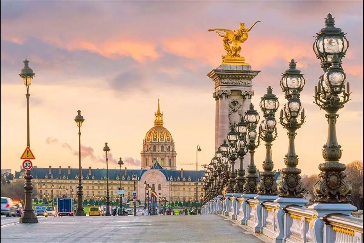 Grand Paris Brüksel Amsterdam Turu THY ile Ekstra Turlar Dahil Yılbaşı Özel / 4 Gece Otel Konaklamalı / İstanbul Çıkışlı – İstanbul 1
