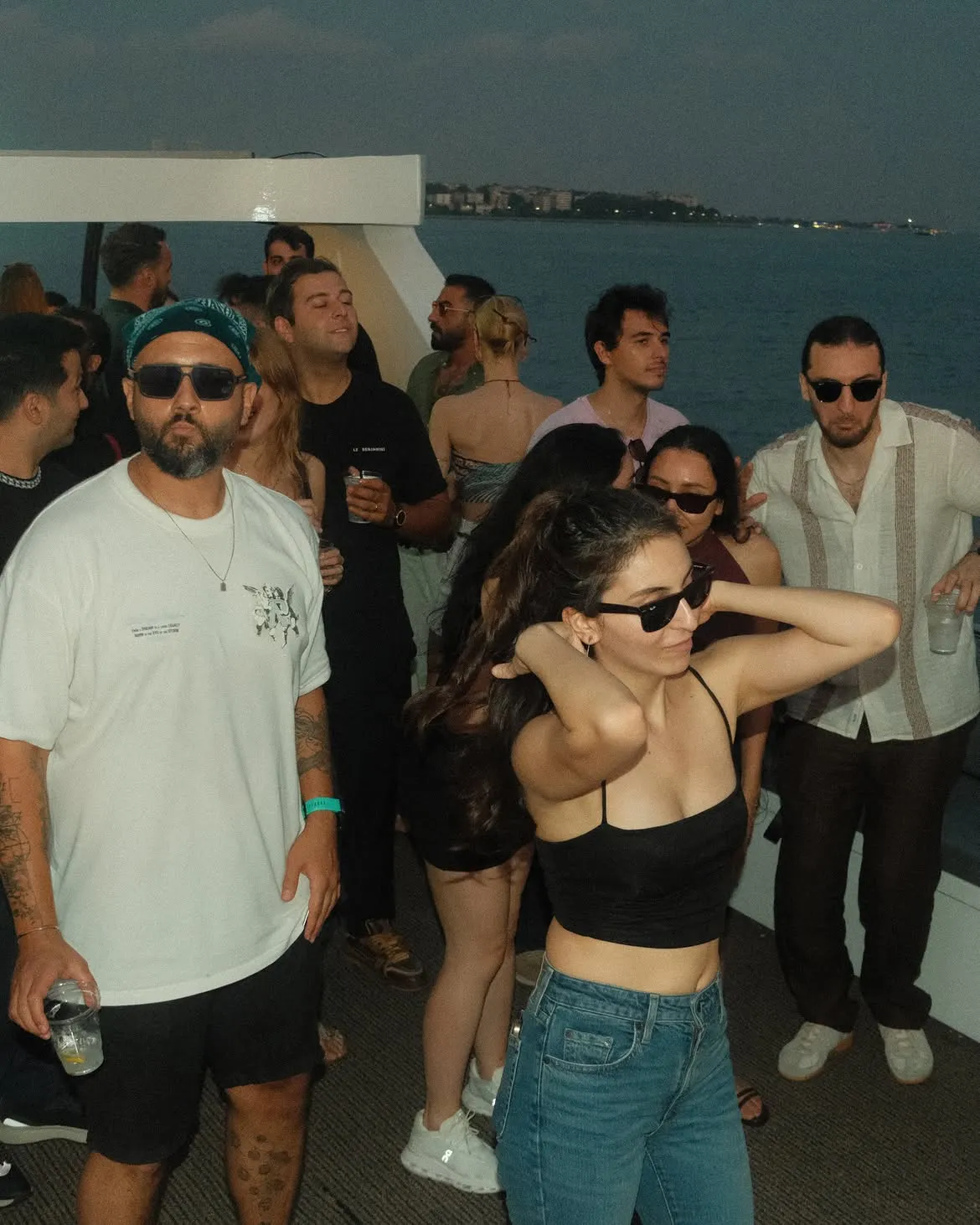Boğaz'da DJ Boat Party — Karaköy Kalkışlı Özel Tekne Partisi 1