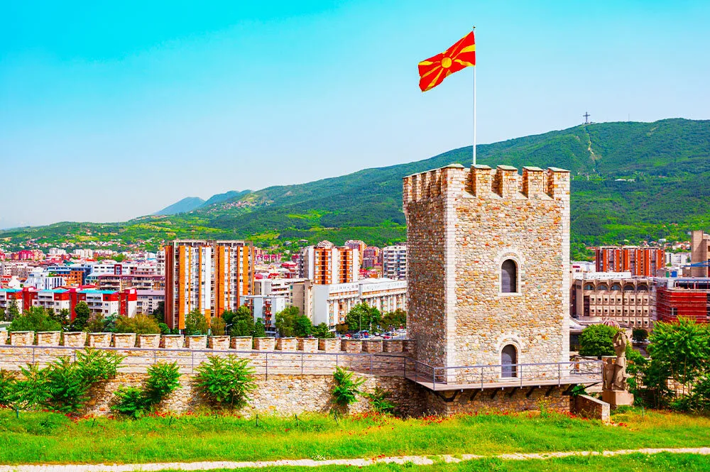Balkan Üçlüsü Turu Otobüs ile / 3 Gece Otel Konaklamalı / İstanbul Çıkışlı 5