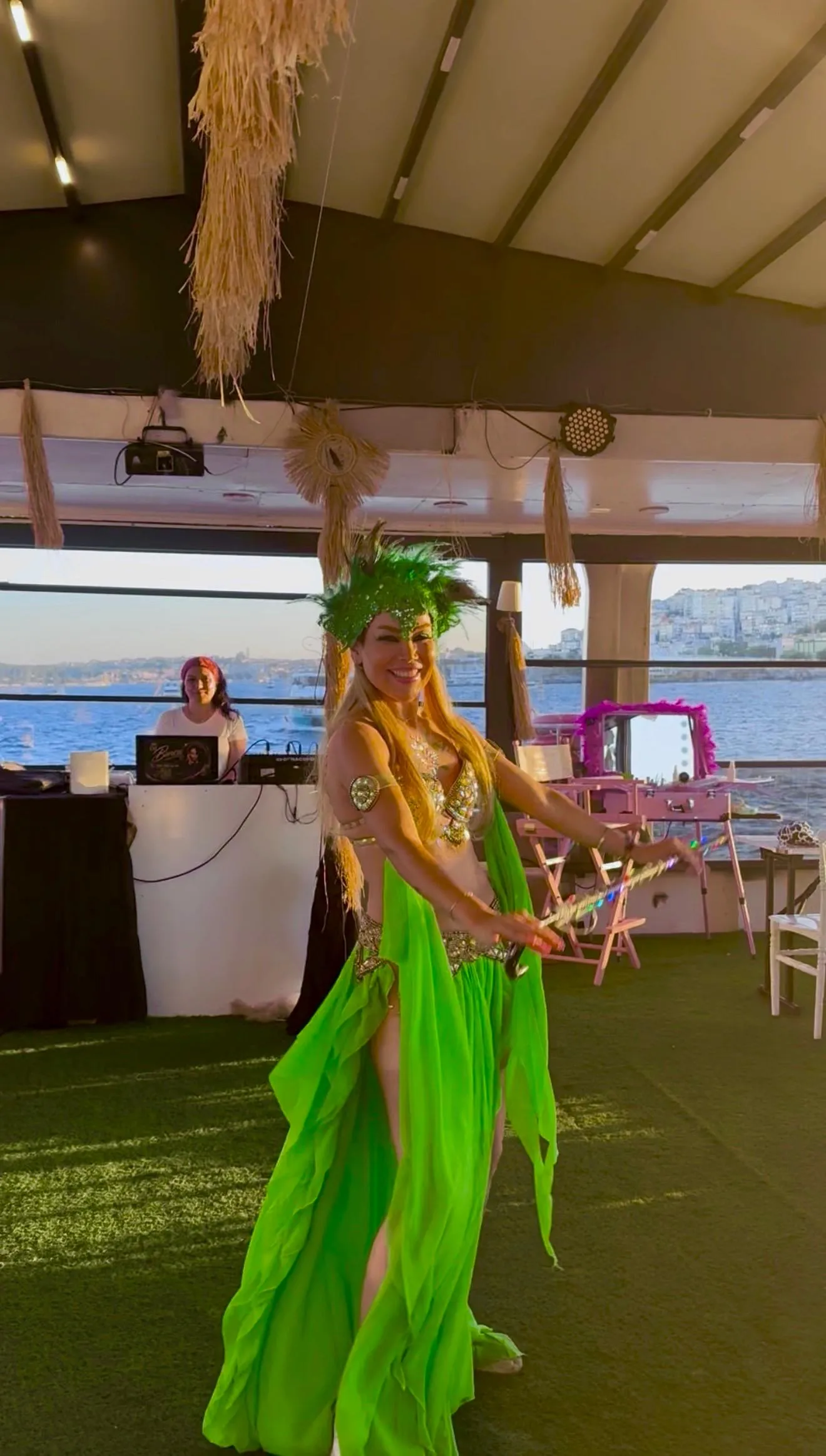 Queens of the Bosphorus: Exclusively for Women Dinner and Fun Bosphorus Cruise 3