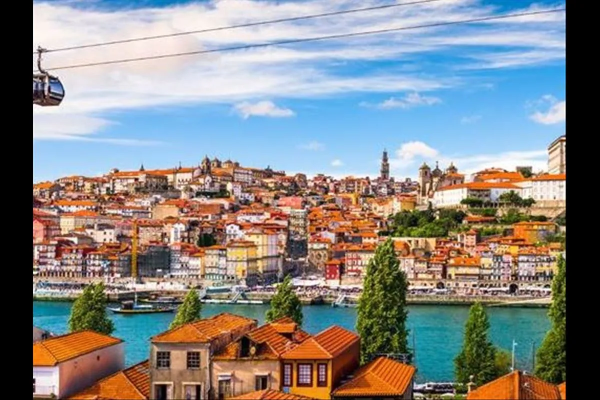6 Günlük Portekiz ve Endülüs Turu, Pegasus ile – İstanbul 1