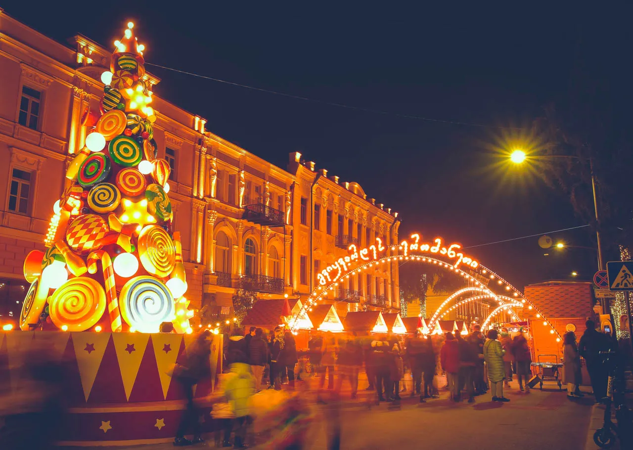 4 Günlük Batum Tiflis Noel Pazarları Turu, Uçaklı – İstanbul 1