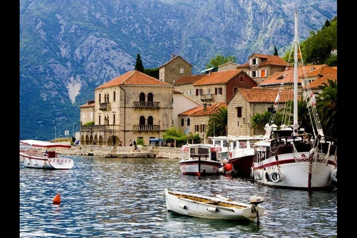8 Günlük Balkan Turu, Air Serbia ile 6 Ülke – İstanbul 4