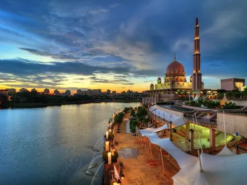Kuala Lumpur Bali Singapur Rotası Turu THY ile Vizesiz / 6 Gece Otel Konaklamalı / İstanbul Çıkışlı / 2027 – İstanbul 5