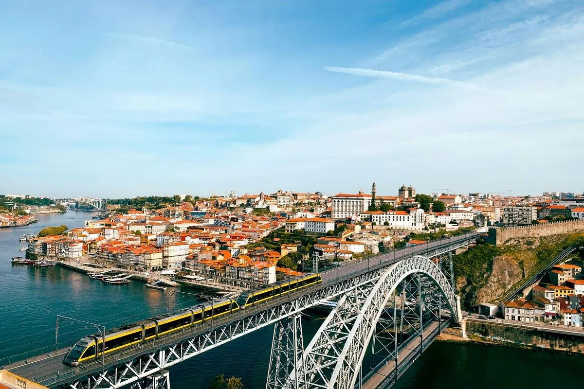 Ekspres İspanya Turu Pegasus ile Kış Dönemi / 4 Gece Otel Konaklamalı / İstanbul Çıkışlı / 2027 – İstanbul 5