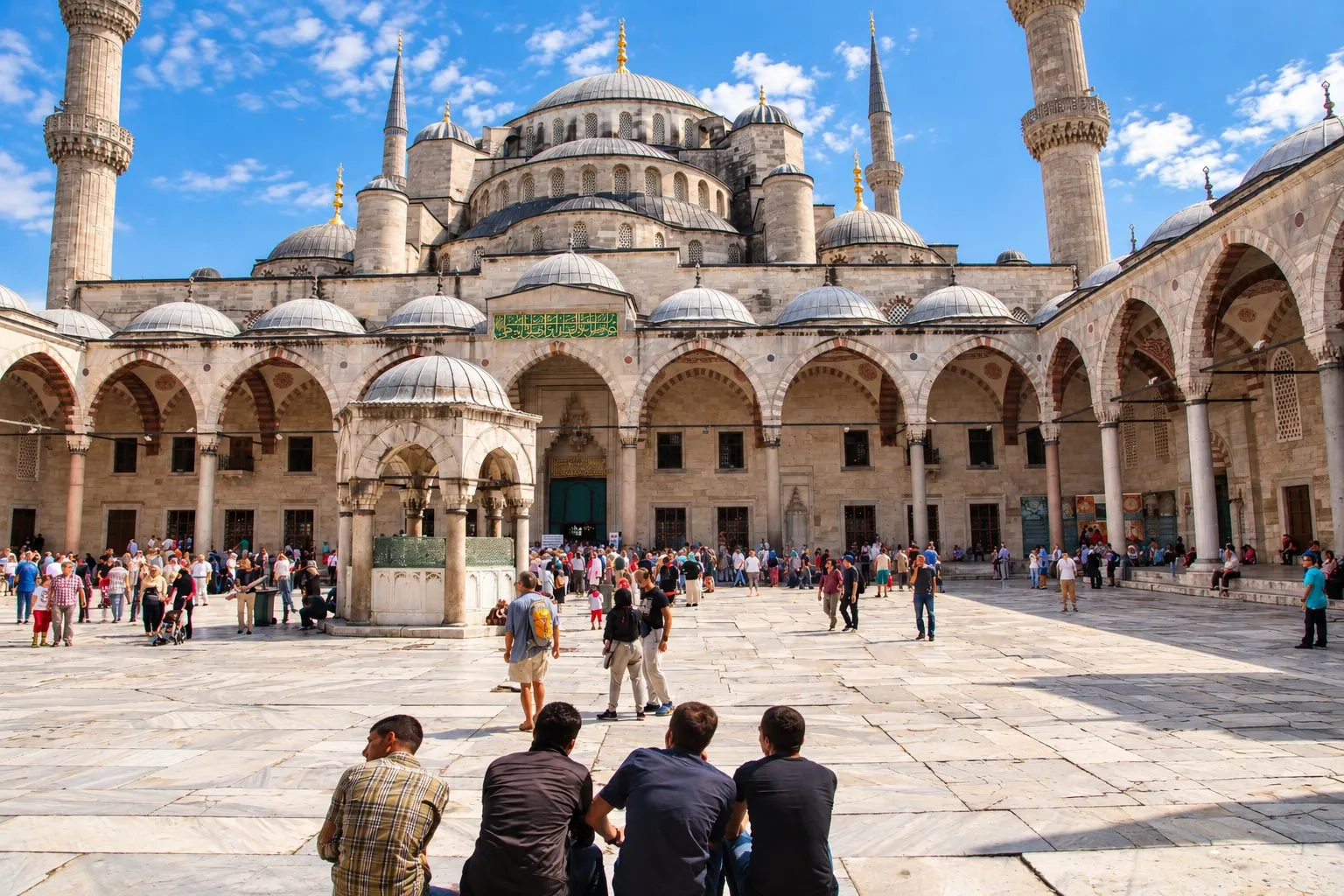 Ayasofya, Sultanahmet ve Kapalıçarşı Turu – Yarım Gün Rehberli – İstanbul 1