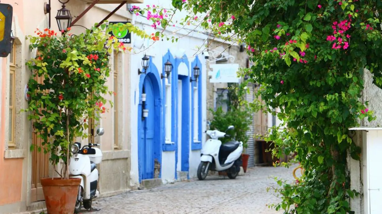 4 Günlük Kuşadası Çeşme Pamukkale Turu – İstanbul 6